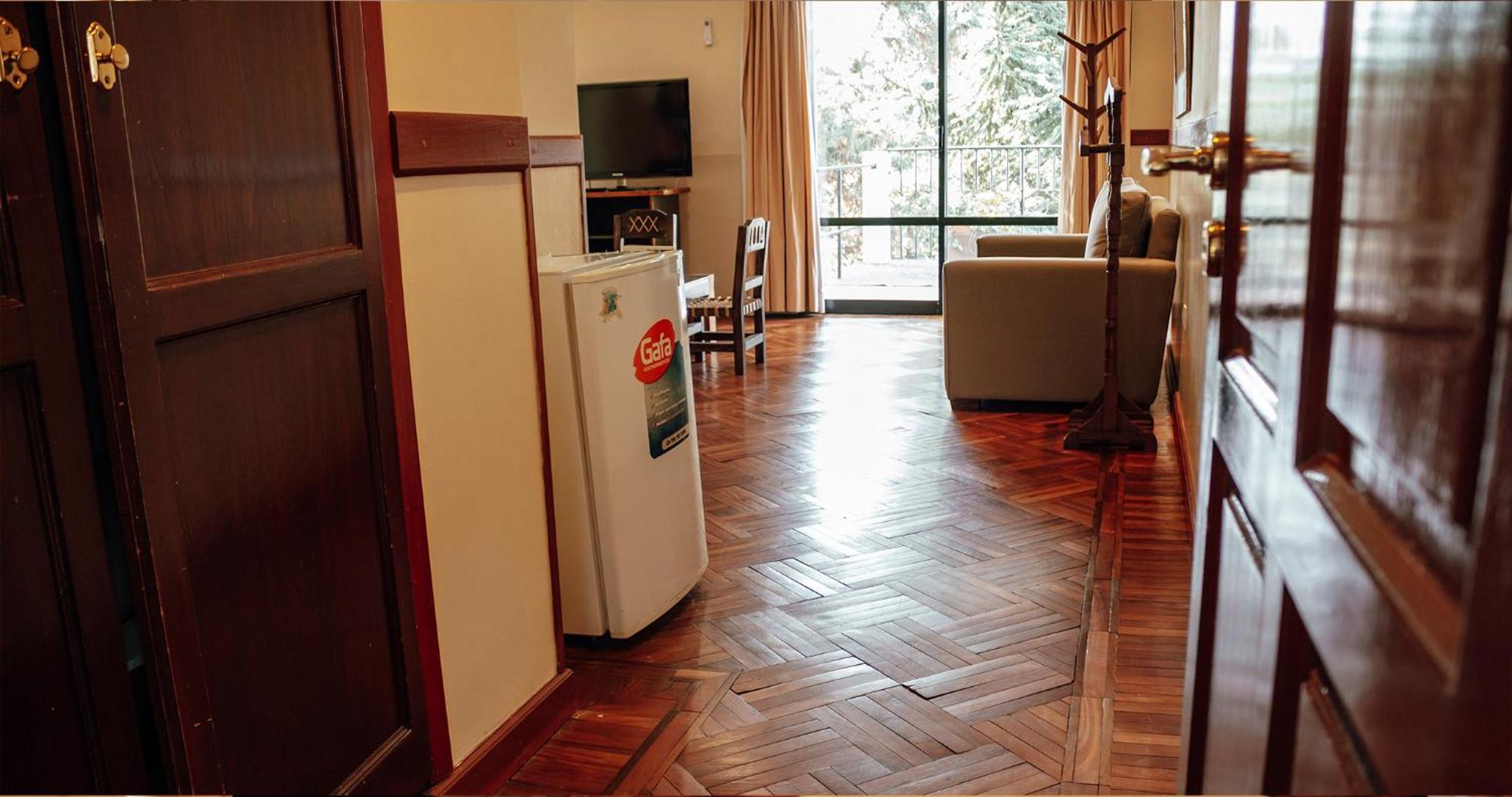 Hotel Los Sauces กาฟายาเต ภายนอก รูปภาพ